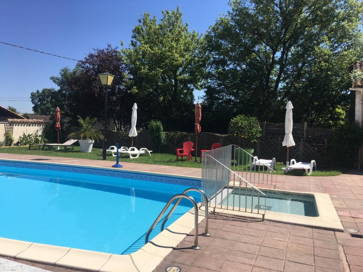 Hébergement de vacances Les Granges Les Lèves-et-Thoumeyragues